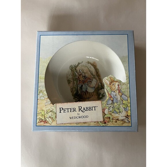Vintage Peter Rabbit by Wedgwood Beatrix Potter Oatmeal Cereal Bowl 6" 1992 - Picture 1 of 5